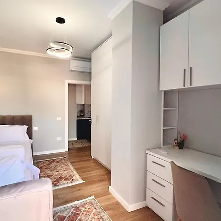 Zeus Διαμέρισμα *