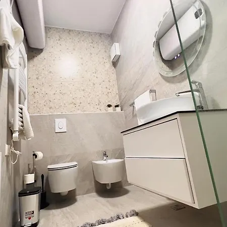 Zeus Apartament Tirana