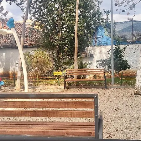 Zeus Apartment *
